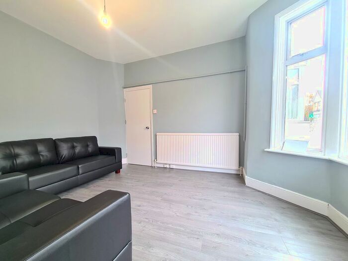3 Bedroom Terraced House To Rent In Fanshawe Avenue, Barking IG11