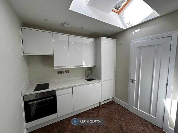 1 Bedroom Flat To Rent In Clifton Road, Bristol, BS8