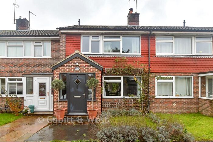 3 Bedroom Terraced House For Sale In Fieldway, Lindfield, Haywards Heath, West Sussex, RH16
