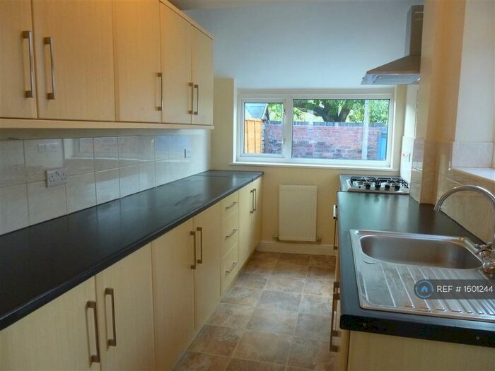 2 Bedroom Terraced House To Rent In Bright Street, Crewe, CW1