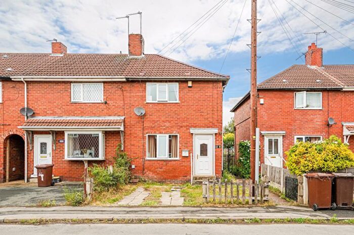 2 Bedroom End Of Terrace House For Sale In Smeaton Road, Pontefract, WF9
