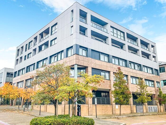 1 Bedroom Apartment For Sale In Silbury Boulevard, Milton Keynes, MK9