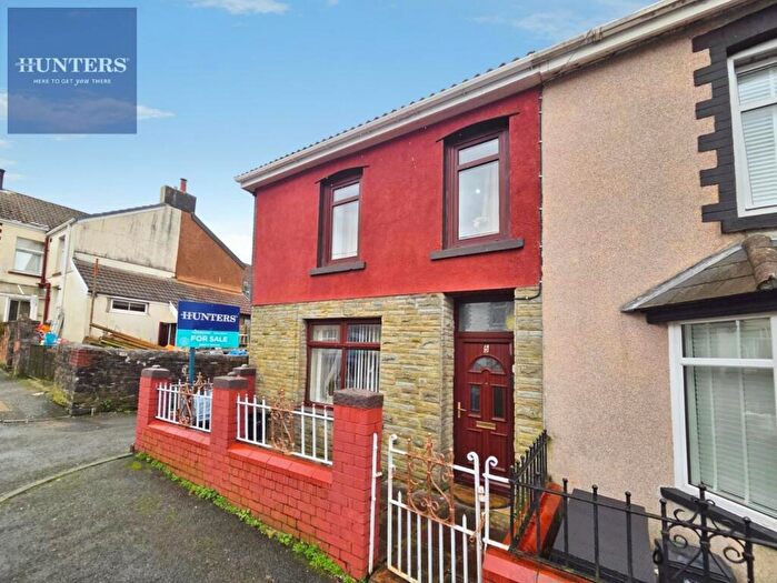 3 Bedroom End Of Terrace House For Sale In Waun Llwyd Terrace, Nantymoel, Bridgend, CF32
