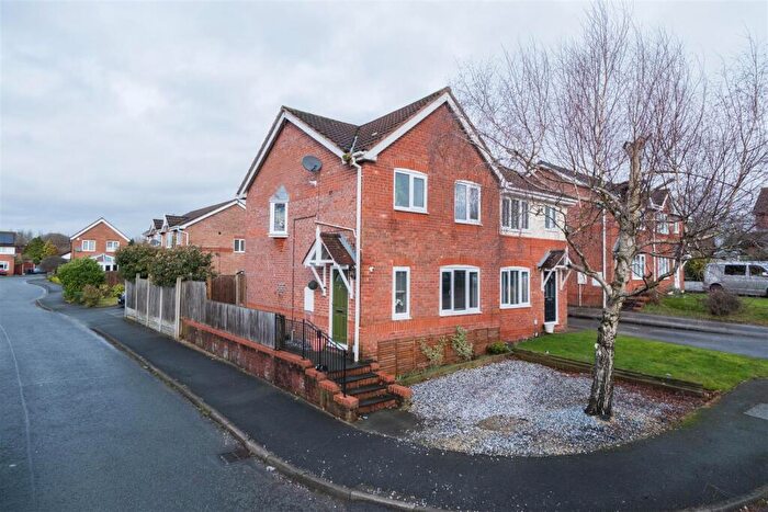 House For Sale In Redstone Drive, Winsford, CW7