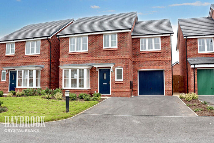 4 Bedroom Detached House For Sale In Stainsby Mill Crescent, Clay Cross, S45