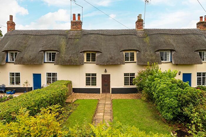 2 Bedroom Terraced House For Sale In Park Road, Melchbourne, MK44