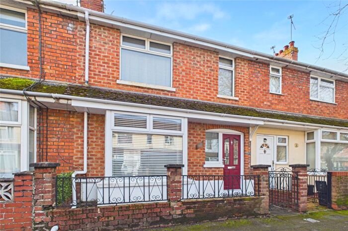 2 Bedroom Terraced House For Sale In Tydeman Street, Gorse Hill, Swindon, SN2