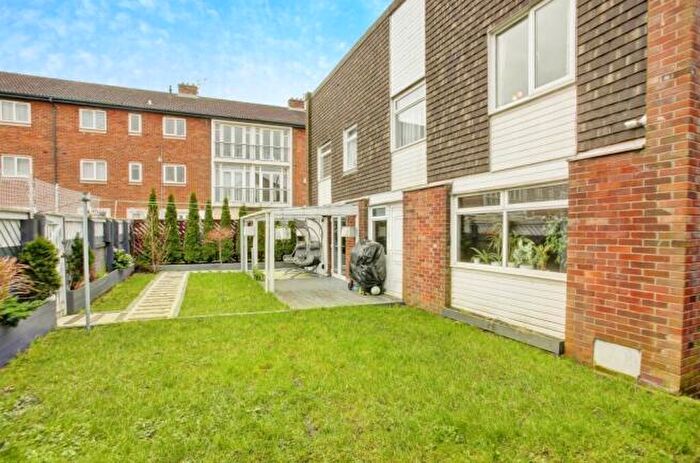 4 Bedroom House To Rent In Hollington Close, Longbenton, NE12