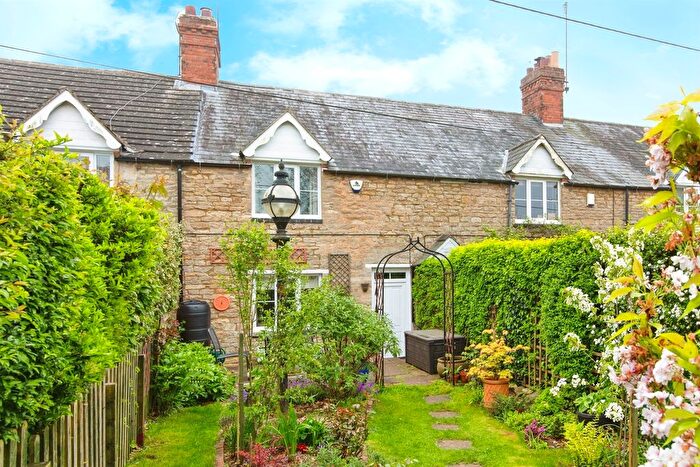 2 Bedroom Cottage For Sale In Brewery Yard, Sudborough, Kettering, NN14