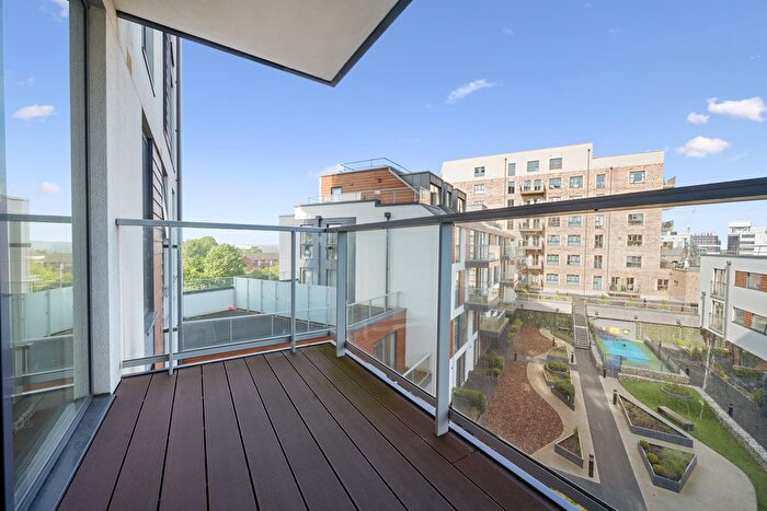 1 Bedroom Flat To Rent In Stylus Place, Hayes, UB3