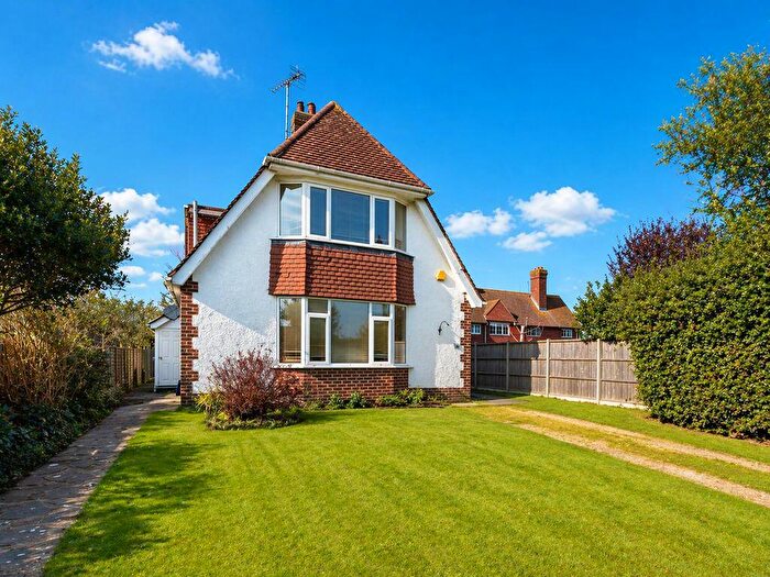 2 Bedroom Detached House For Sale In Sea Lane, Rustington, BN16