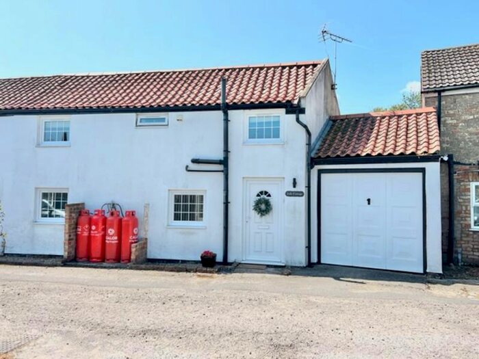 3 Bedroom End Of Terrace House For Sale In The Drive, Withern, Alford, LN13