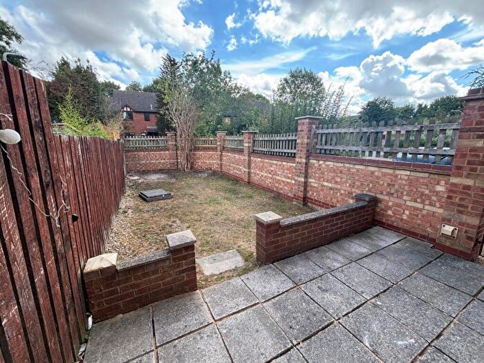 2 Bedroom End Of Terrace House To Rent In Pennycress Way, Newport Pagnell, MK16