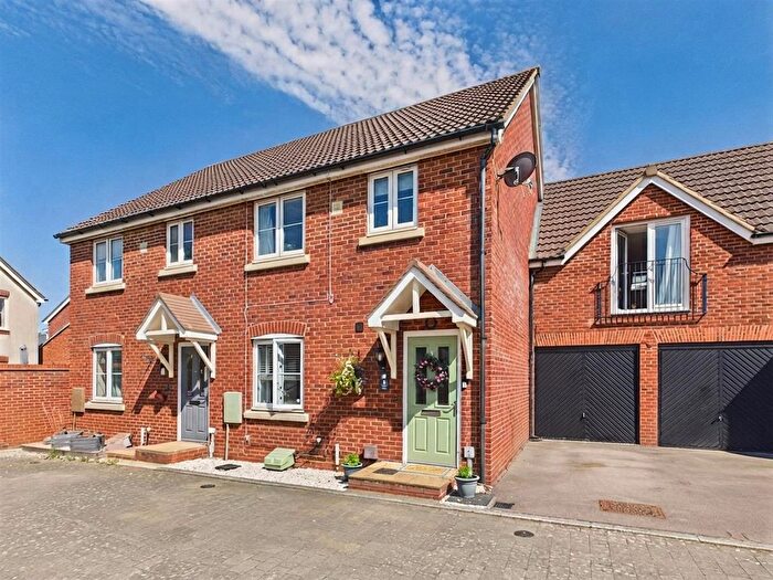 3 Bedroom Terraced House For Sale In Linden Close, Brockworth, Gloucester, GL3