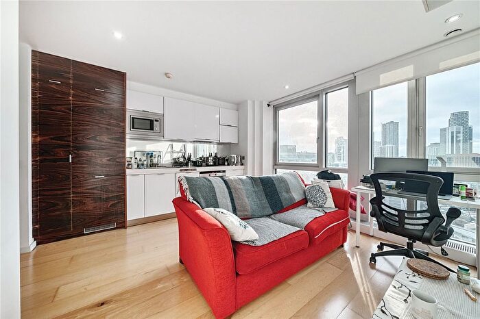 1 Bedroom Studio To Rent In Fairmont Avenue, London, E14