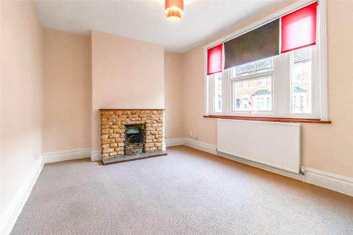 2 Bedroom End Of Terrace House To Rent In Dixon Street, Old Town, Swindon, Wiltshire, SN1