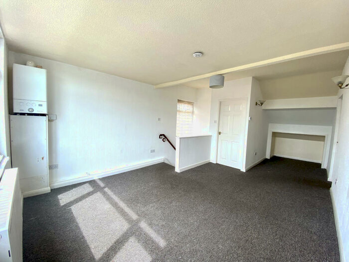 2 Bedroom Apartment To Rent In Poulton Road, Fleetwood, Lancashire, FY7