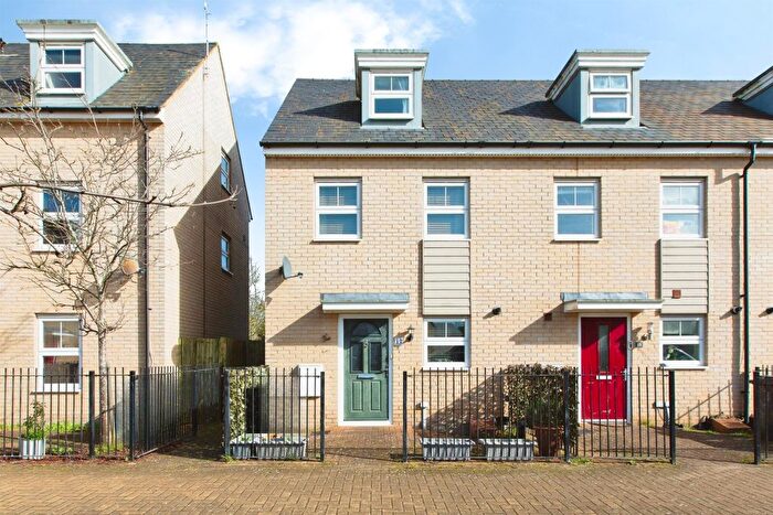 3 Bedroom End Of Terrace House For Sale In Halifax Road, Upper Cambourne, Cambridge, CB23