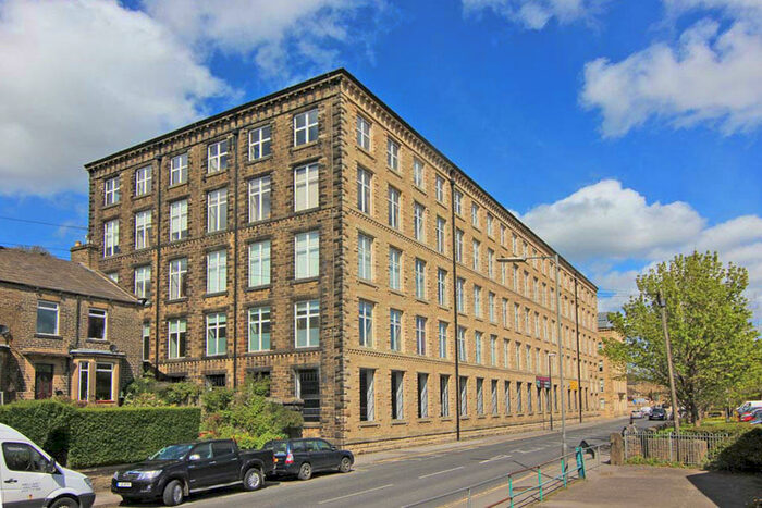 2 Bedroom Penthouse To Rent In Glista Mill, Skipton, BD23