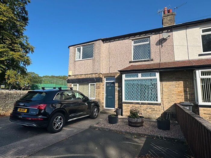 4 Bedroom Semi-Detached House For Sale In St. Peters Avenue, Sowerby Bridge, HX6