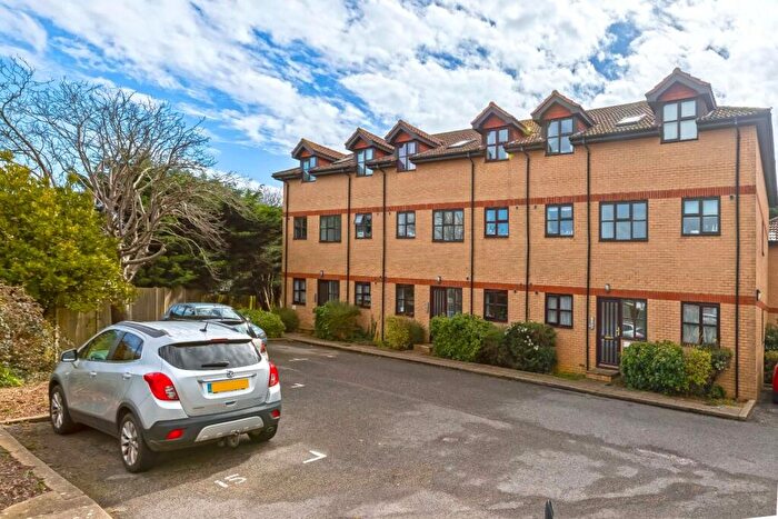 2 Bedroom Flat For Sale In Carnforth Road, Sompting, Lancing, BN15