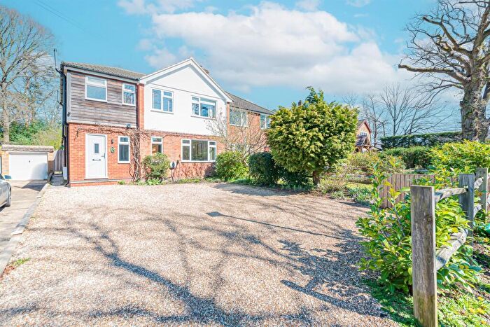5 Bedroom Semi-Detached House To Rent In Hatch Ride, Crowthorne, RG45
