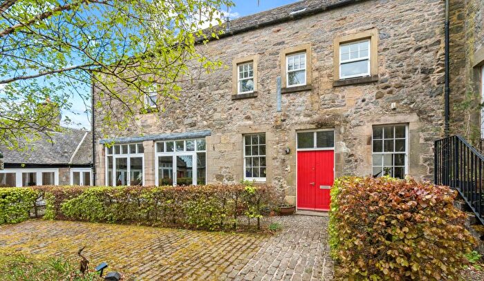 5 Bedroom Character Property For Sale In The Stables Old Sauchie Stirling, FK7