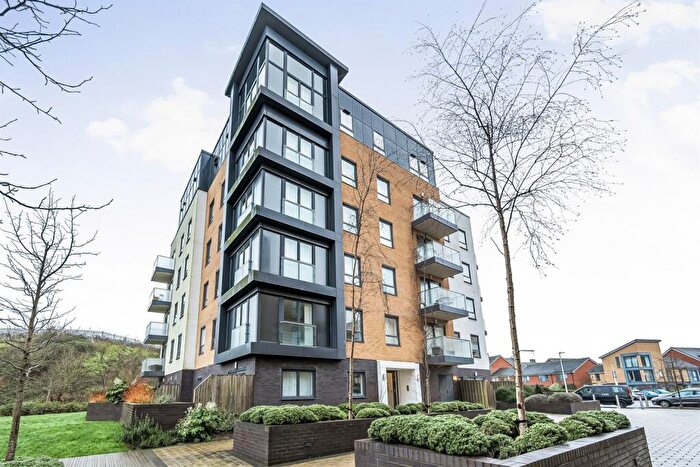 1 Bedroom Apartment To Rent In Harlequin House, Padworth Avenue, Reading, RG2
