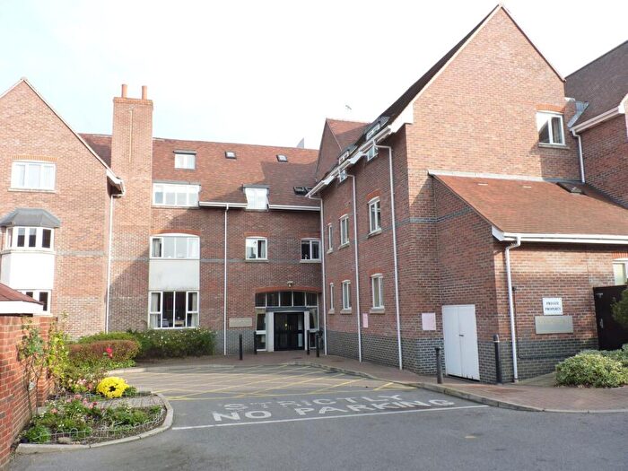 2 Bedroom Retirement Property To Rent In Bridge Street, Walton-On-Thames, KT12