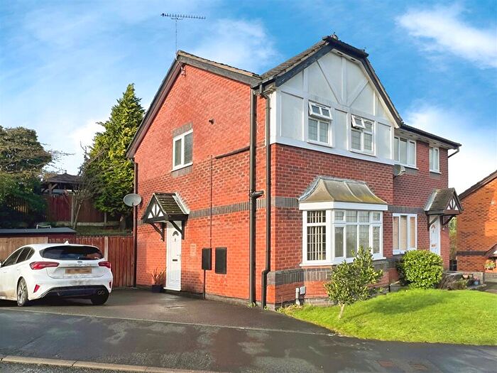 3 Bedroom House For Sale In Tan Y Felin, Greenfield, CH8