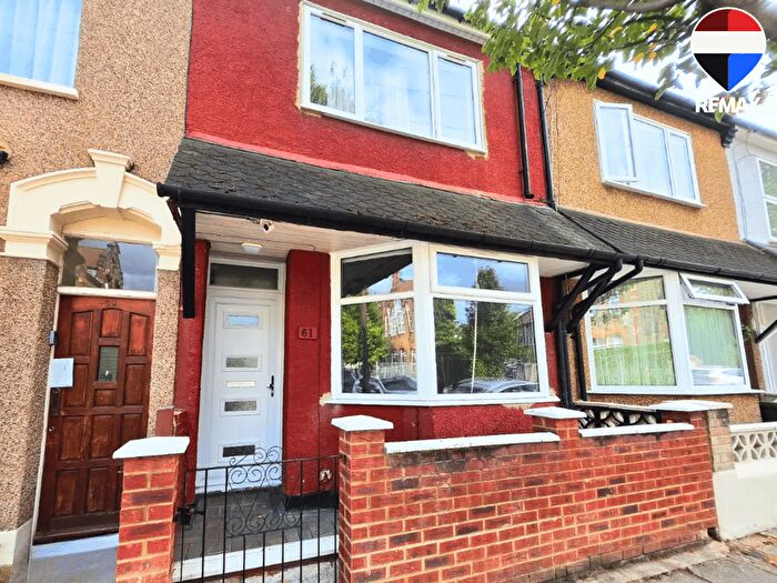 4 Bedroom Terraced House To Rent In Chester Road, London, E16