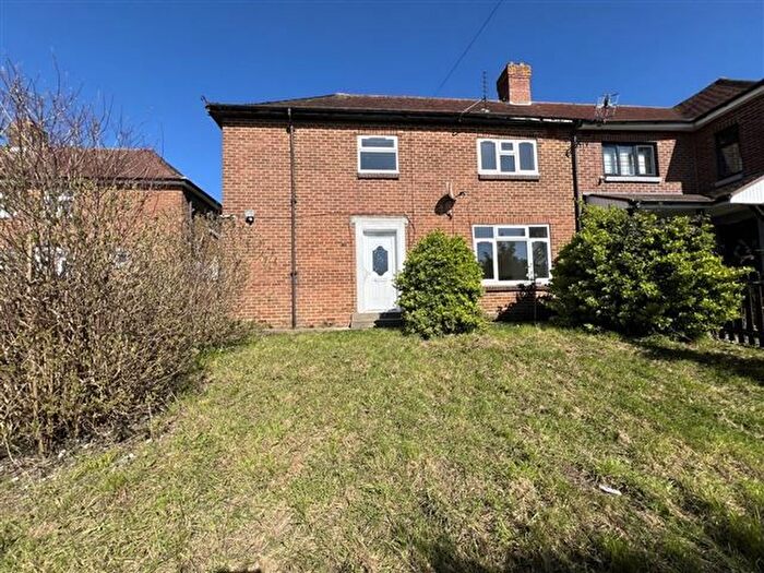 4 Bedroom Semi-detached House For Sale In Harleston Road, Portsmouth, Wymering, Hampshire, PO6