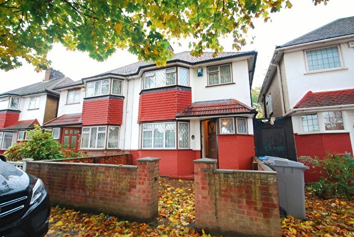 4 Bedroom Semi-Detached House To Rent In Monks Park, Wembley, HA9