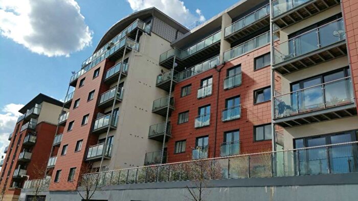 1 Bedroom Flat To Rent In Mcfadden Court, Buckingham Road, Leyton, E10