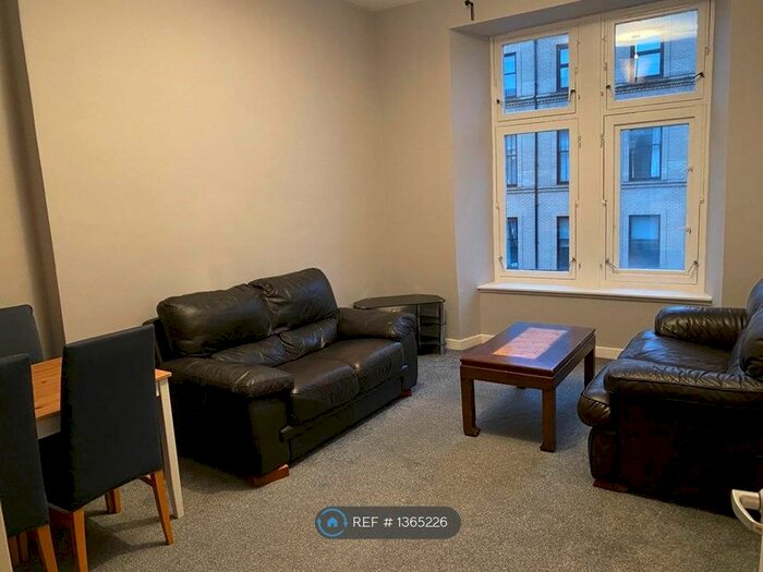 2 Bedroom Flat To Rent In Clarendon Place, Glasgow, G20