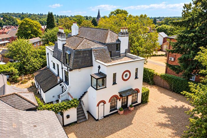 2 Bedroom Apartment For Sale In Station Road, Ascot, Berkshire, SL5