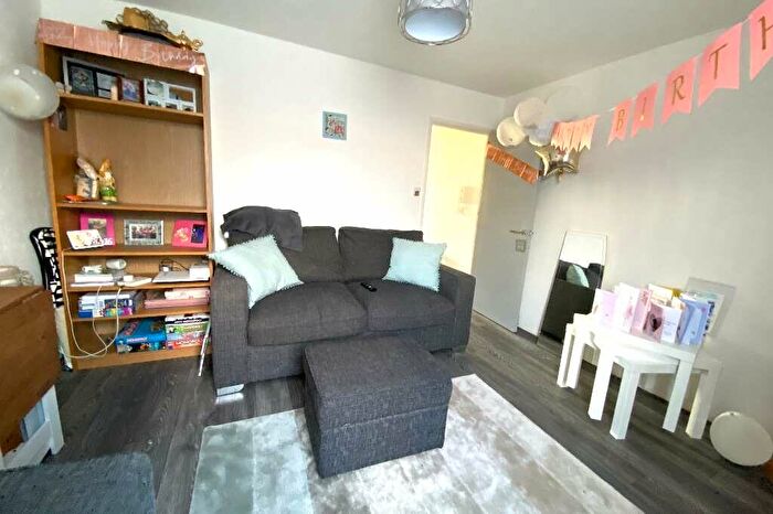 2 Bedroom Flat To Rent In East Cliffe Heights, Folkestone, CT20