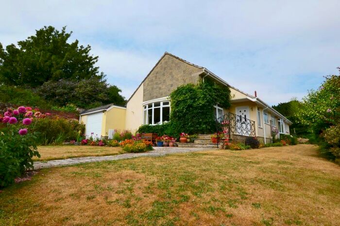 3 Bedroom Bungalow For Sale In Spetisbury, DT11