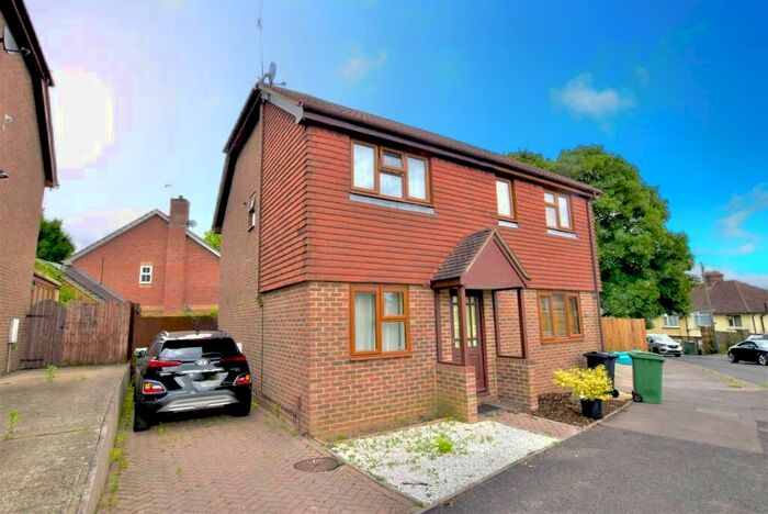 2 Bedroom Semi-Detached House To Rent In Lower Fant Road, Maidstone, ME16