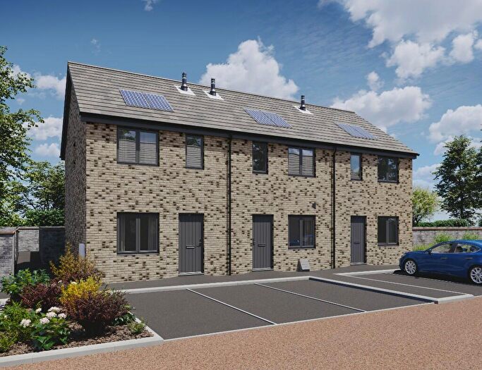 2 Bedroom Terraced House For Sale In Littlemoor Road, Weymouth, DT3