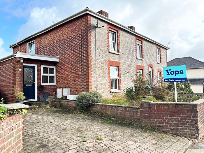 2 Bedroom Semi-Detached House For Sale In High Street, Wootton, Ryde, PO33