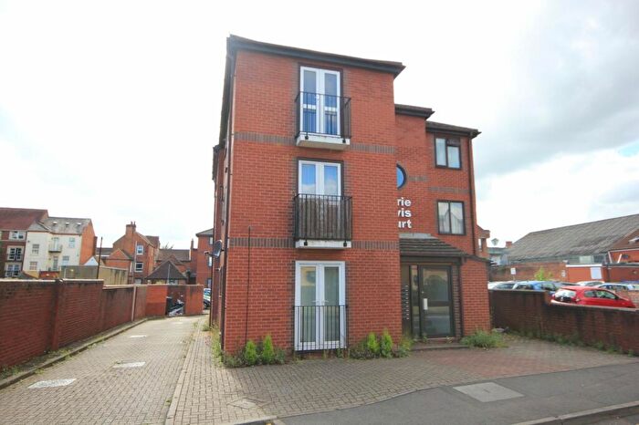 1 Bedroom Apartment To Rent In Marie Davis Court, East Street, Reading, Berkshire, RG1