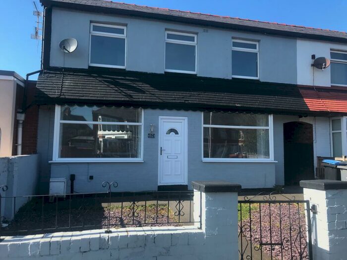 3 Bedroom Semi-Detached House To Rent In Marton Drive, Blackpool, FY4