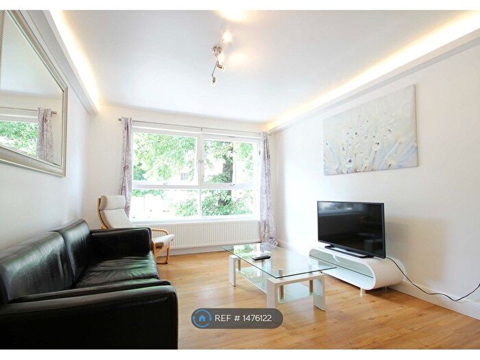 3 Bedroom Flat To Rent In London, London, NW8