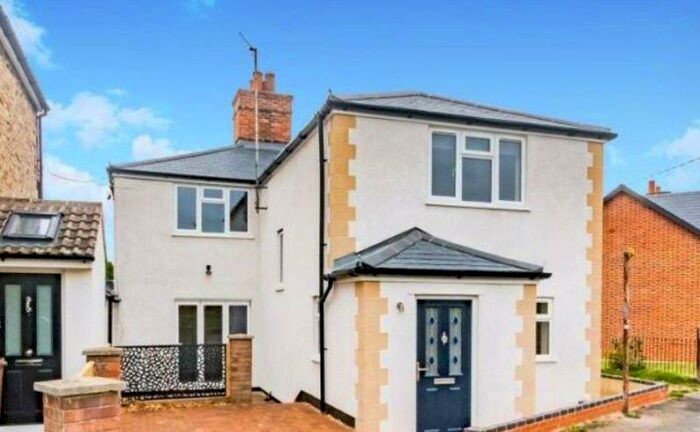 3 Bedroom Detached House To Rent In Cemetery Road, Abingdon, OX14