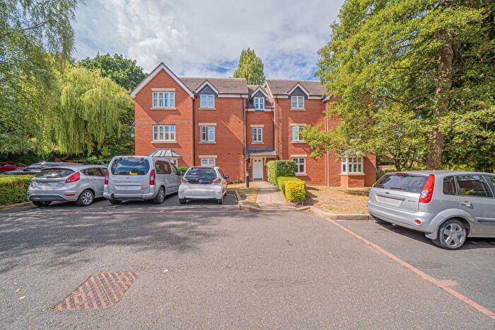 2 Bedroom Apartment For Sale In Chancel Court, Solihull, B91