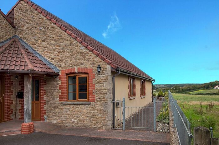 2 Bedroom Bungalow To Rent In Cloford, Frome BA11