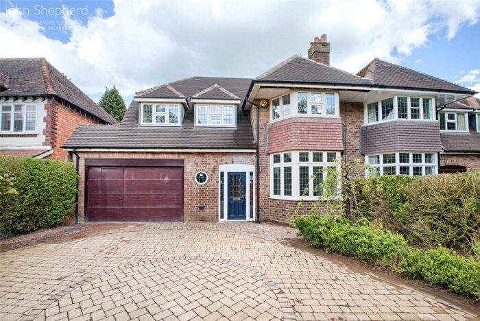 5 Bedroom Semi Detached House To Rent In St. Bernards Road, Solihull, West Midlands, B92