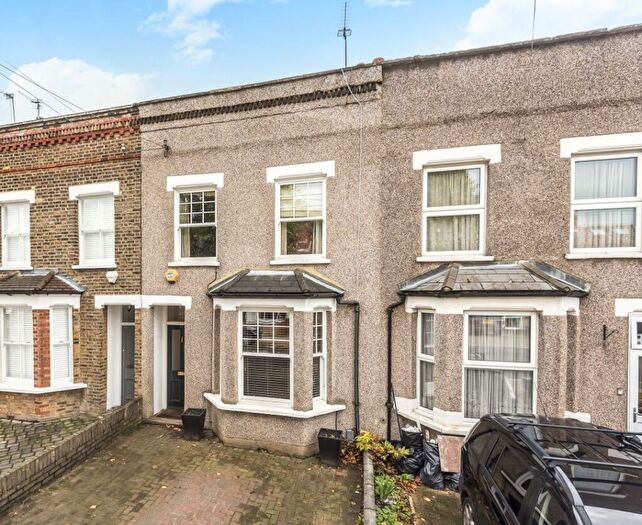 3 Bedroom Terraced House To Rent In Ravenscroft Road Beckenham, BR3