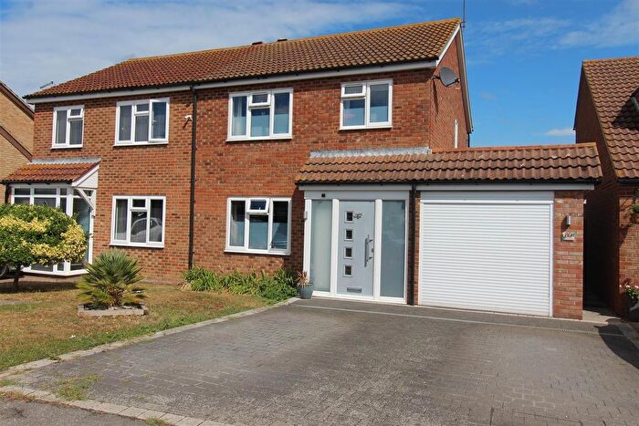 3 Bedroom Property For Sale In Cornwall Road, Herne Bay, CT6